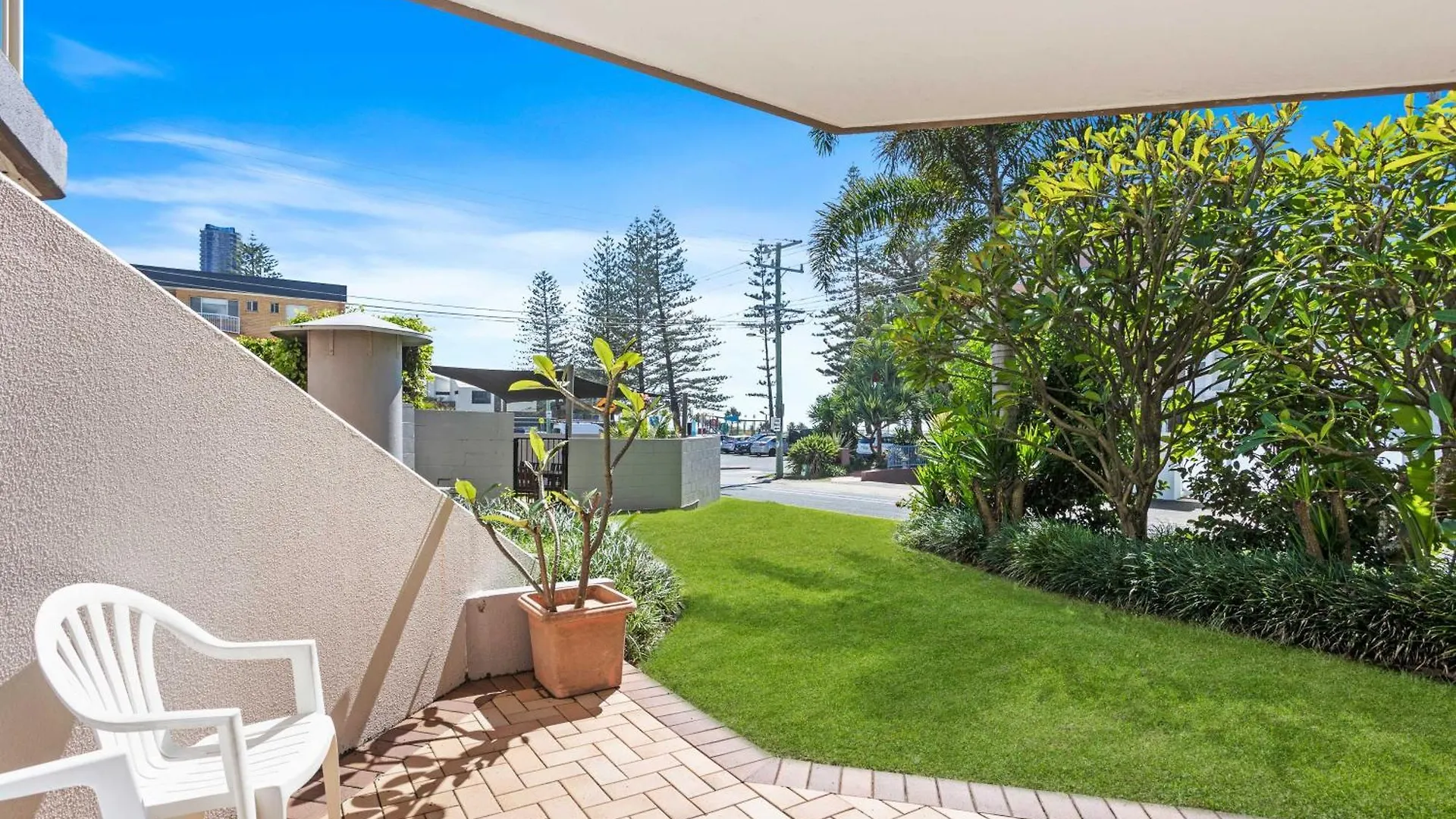 Sandown - Hosted By Burleigh Letting 골드코스트 아파트
